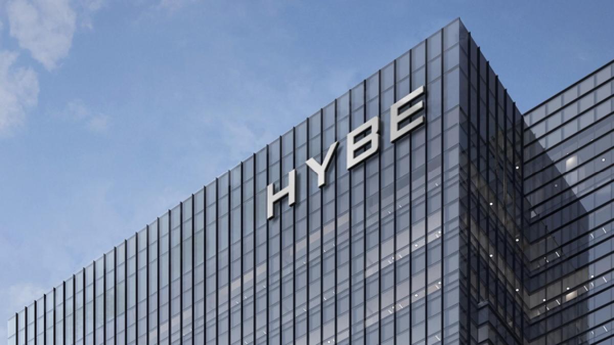 HYBEがSMを買取!韓国で巨大なエンターテイメントの誕生