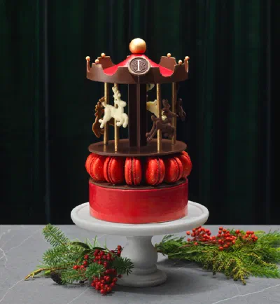 あなたのクリスマスケーキは?その1「高級編」韓国高級ホテルのクリスマスケーキ商戦 3万円超えも