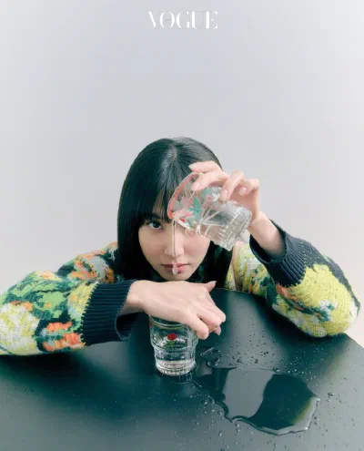 ウ·ヨンウ役のパク·ウンビン、可愛さと硬さの間 - VOGUE KOREA